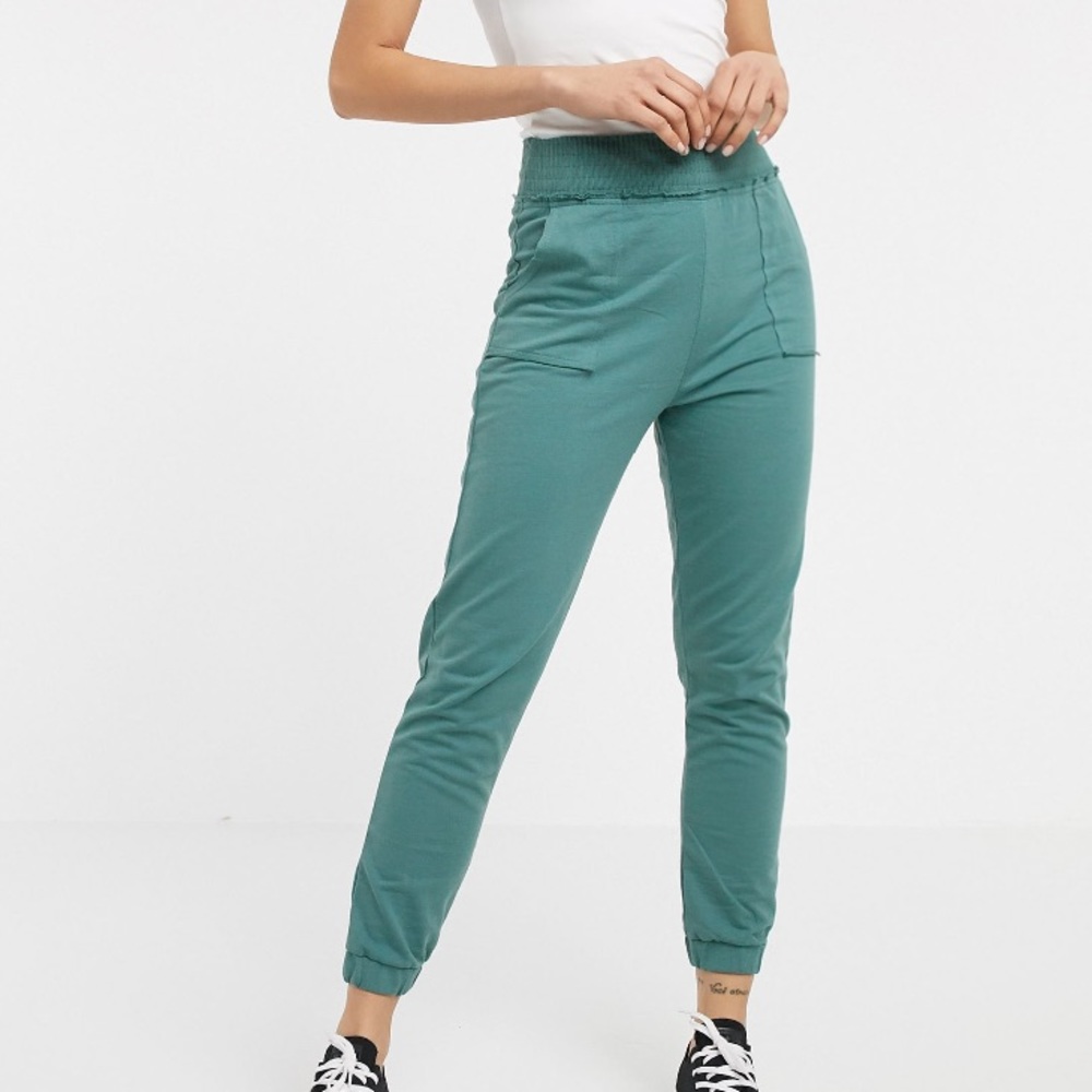 Shirred waist jogger